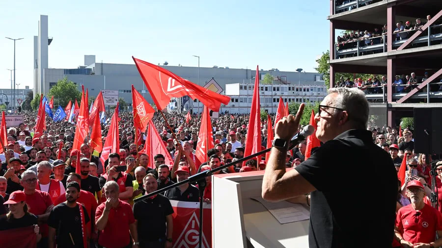 Mercedes-Betriebsrat: „Drohgebärden zerstören Vertrauen und Zusammenhalt“