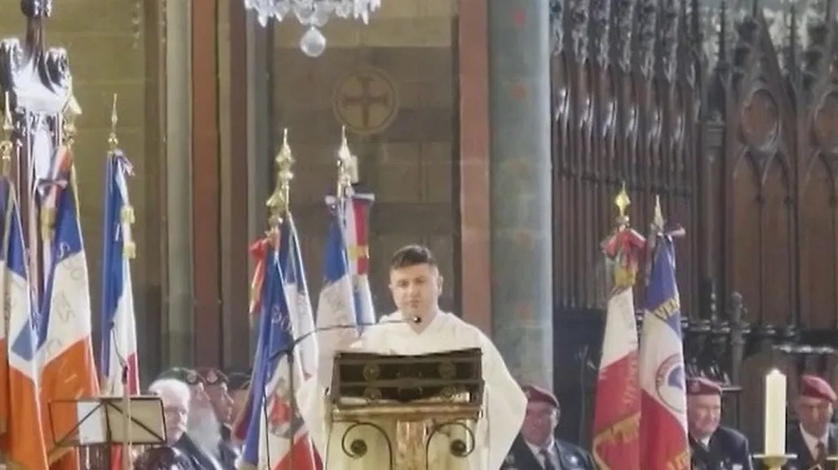 "Calmez-vous les gauchistes !" : à Carcassonne, les propos d'un aumônier prêtre des armées font polémique
