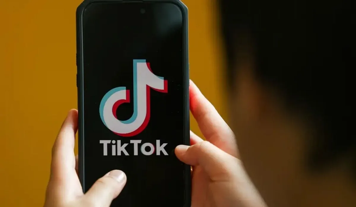 Brasil multa TikTok em R$ 153,7 mi por falhas em dados de adolescentes