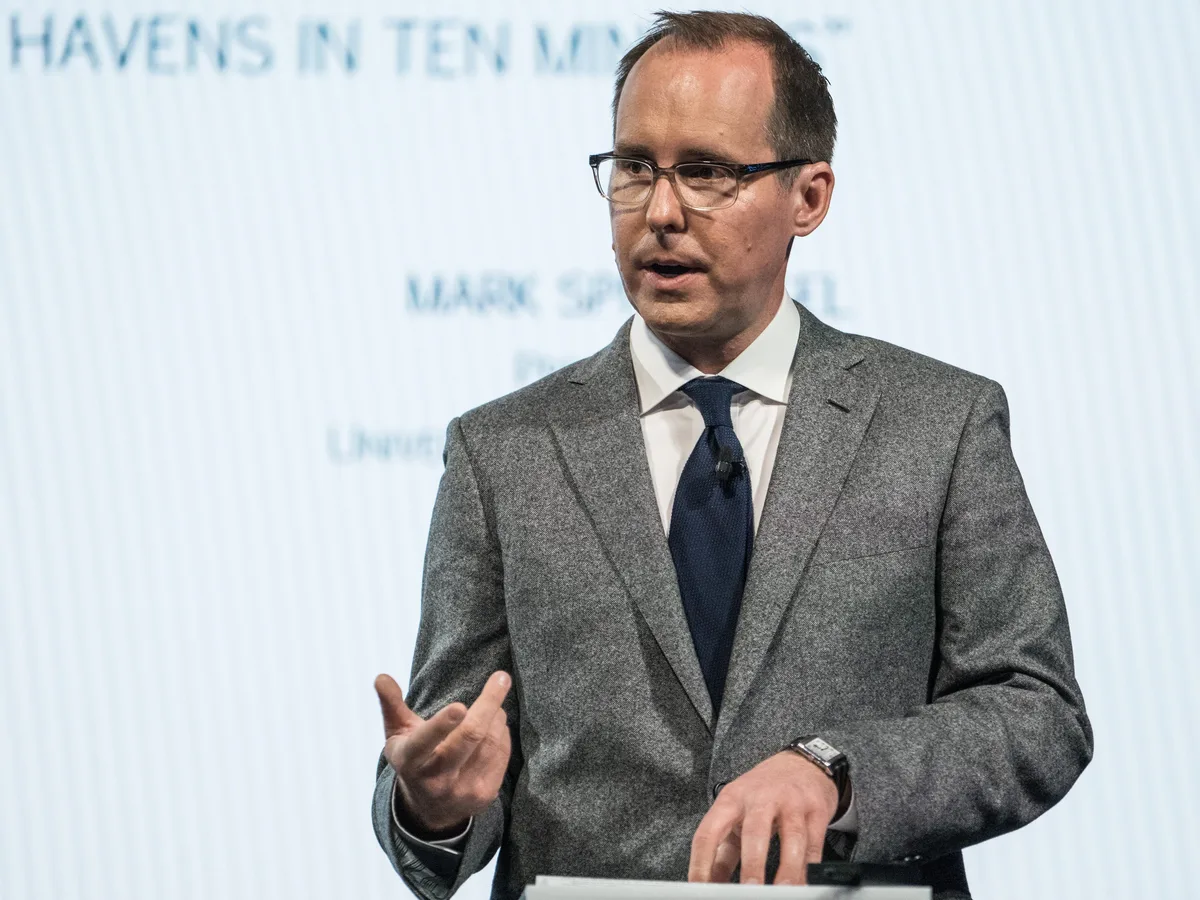 'Black Swan' investor Mark Spitznagel says you should guard against disaster — but take risks too