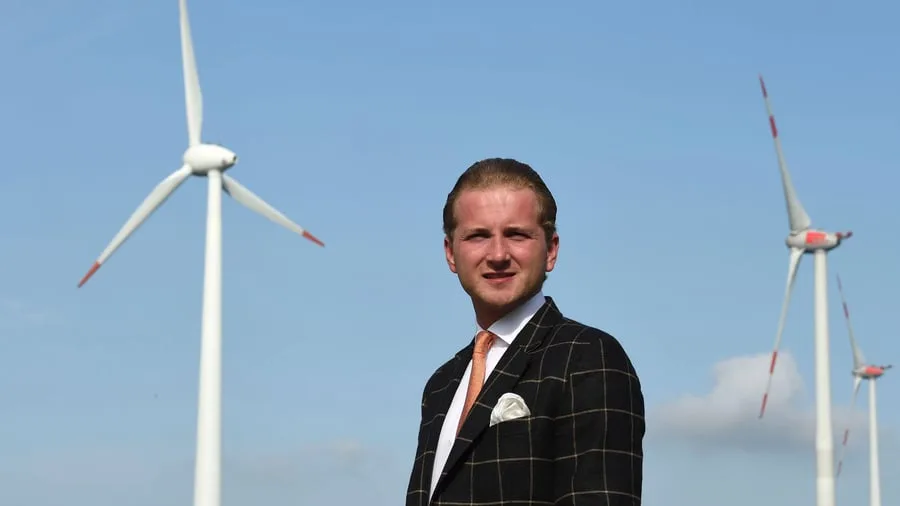 Justiz: Windkraft-Betrüger Holt nach Freigang auf der Flucht