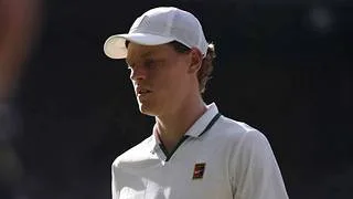 Golpe al US Open: Jannik Sinner se baja del último Grand Slam por lesión en la rodilla
