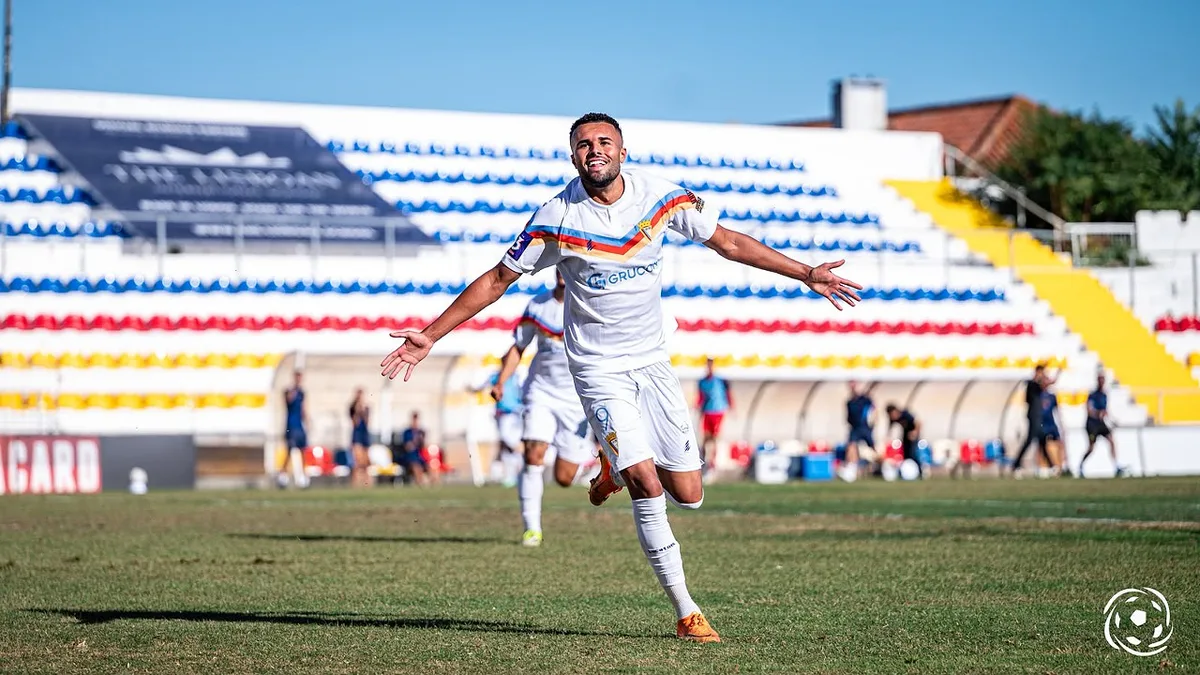 3 primeiros tomba-gigantes: Atlético, Sanjoanense e Vianense vencem equipas de divisões superiores e seguem em frente na Taça de Portugal