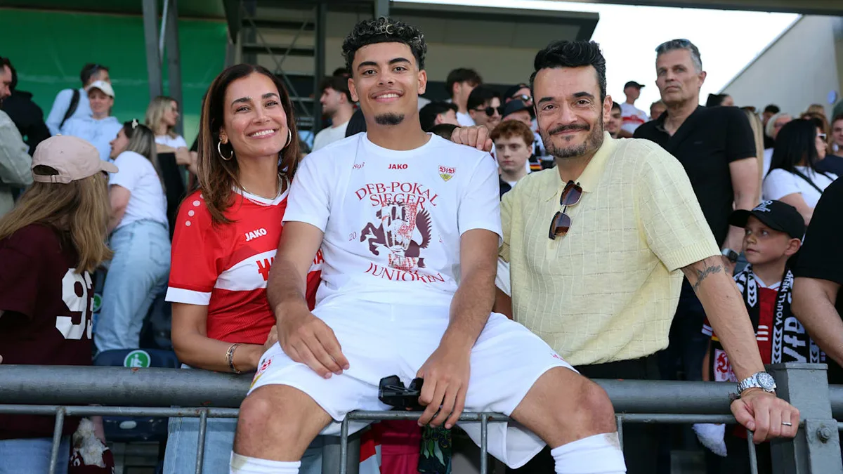 Vom Frühchen zum Fußball-Profi - Endlich 18! Jana Inas süße Worte an ihren Sohn