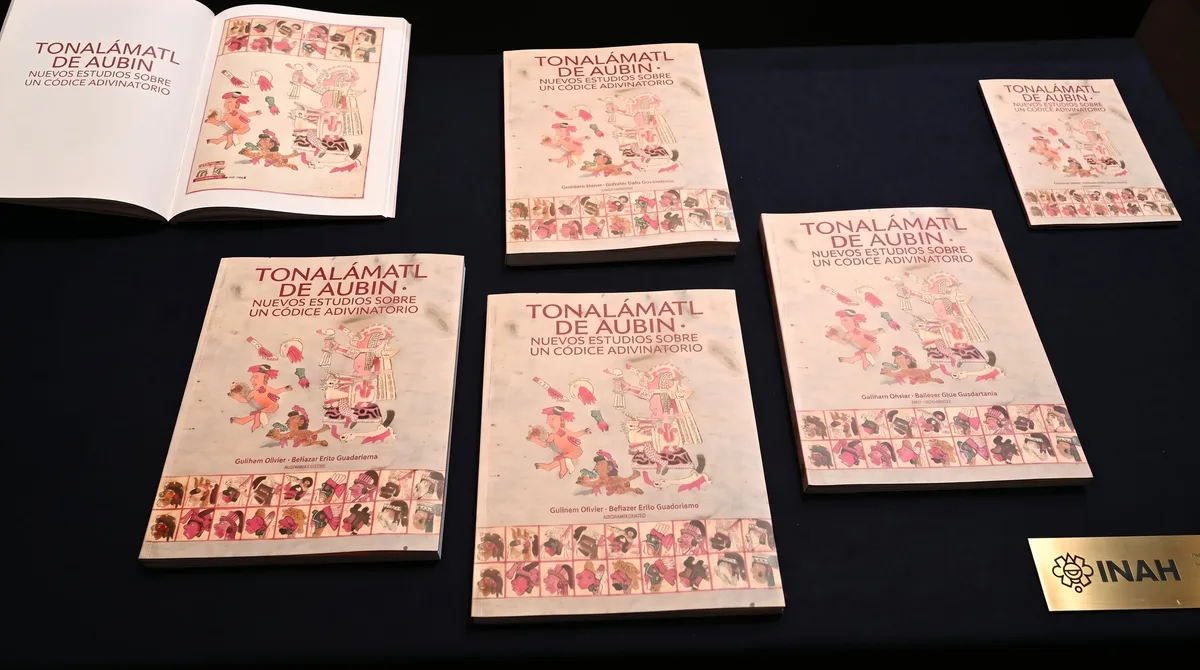 Un códice que adivinaba el futuro: el libro del INAH que descubre las claves del Tonalámatl de Aubin