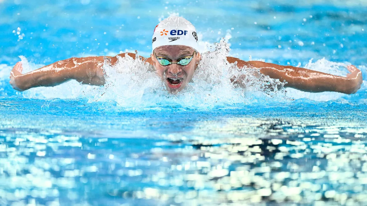 Léon Marchand remporte son premier titre européen sur le 200 m papillon
