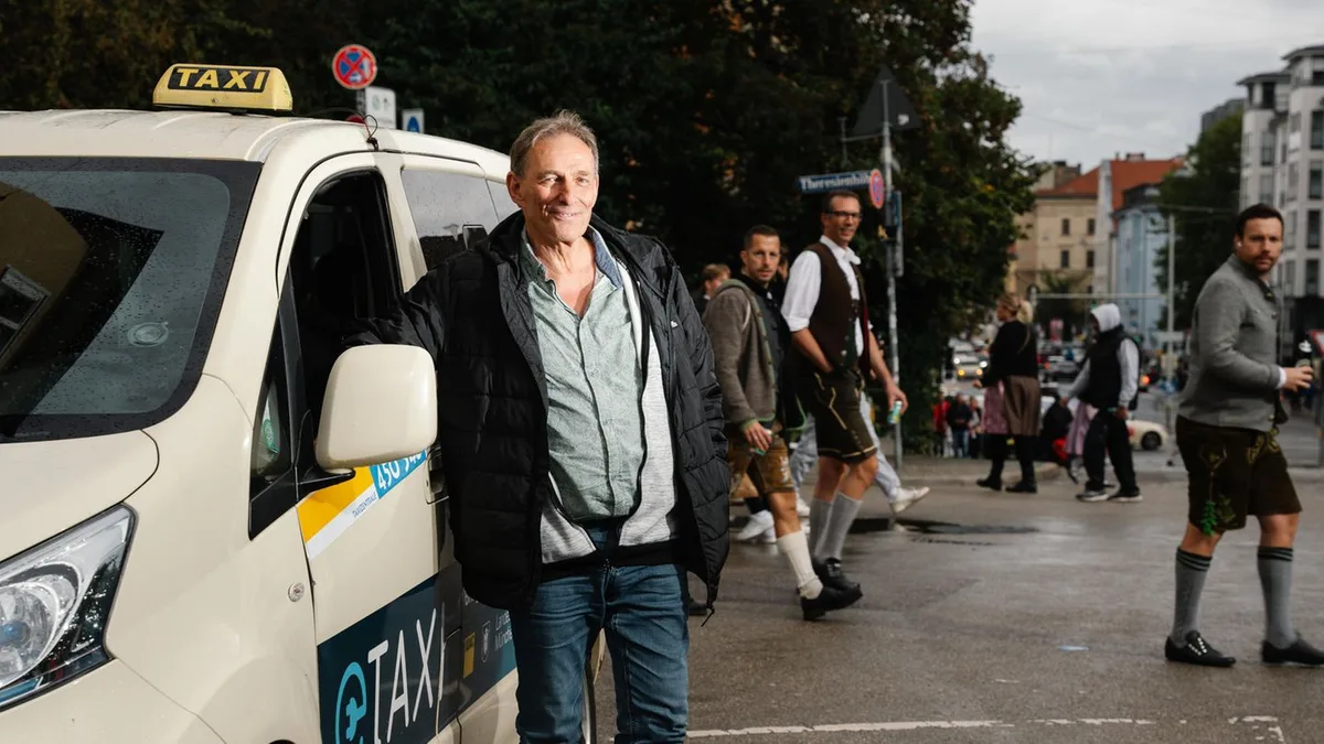 Wiesn-Taxifahrer: „Kann der Fahrgast nicht mehr stehen, lass ich ihn stehen“