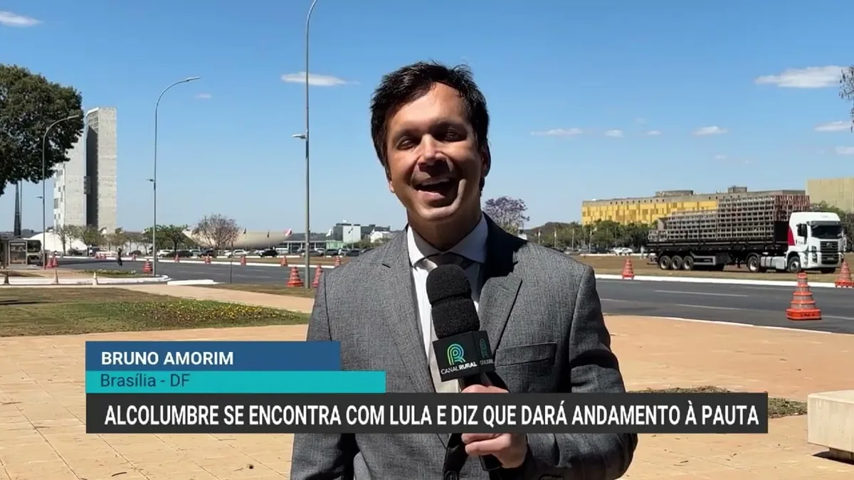 Davi Alcolumbre anuncia andamento de PEC que extingue escala 6×1