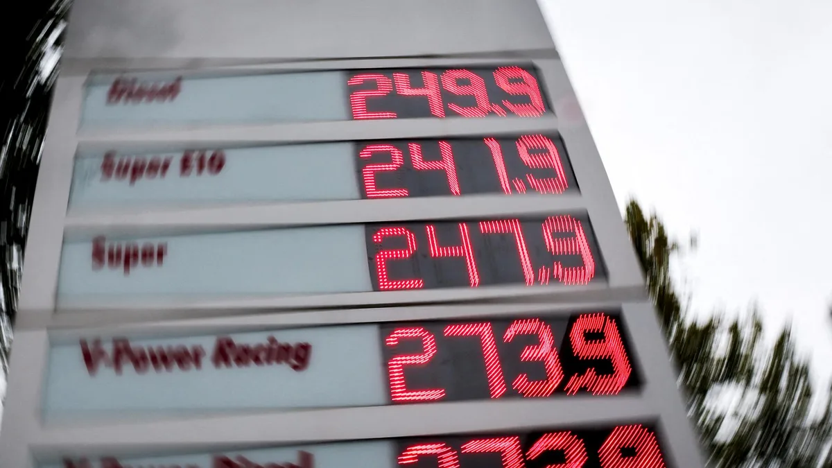 Prix des carburants : il n’y a pas qu’en France que la flambée du coût à la pompe suscite la grogne