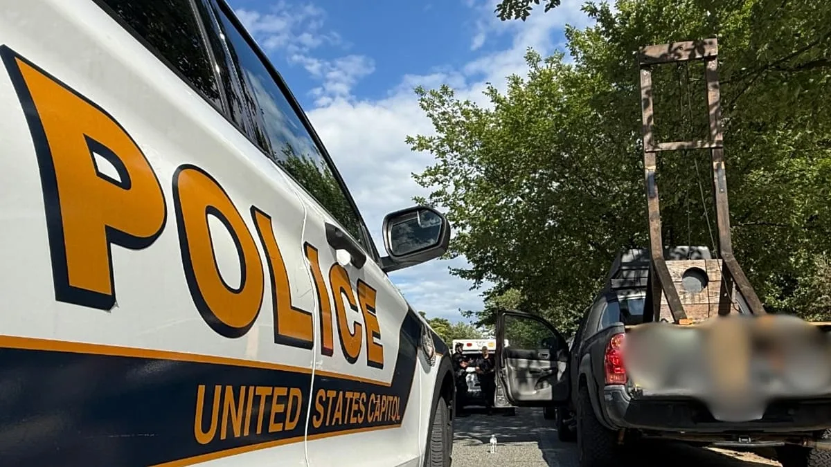 Estados Unidos: polícia detém condutor que levava guilhotina numa carrinha em Washington