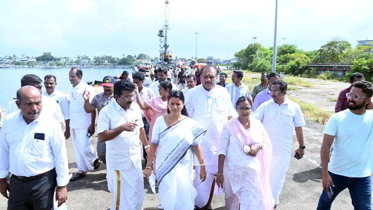 Kollam to be developed as Vizhinjam’s satellite port: Minister