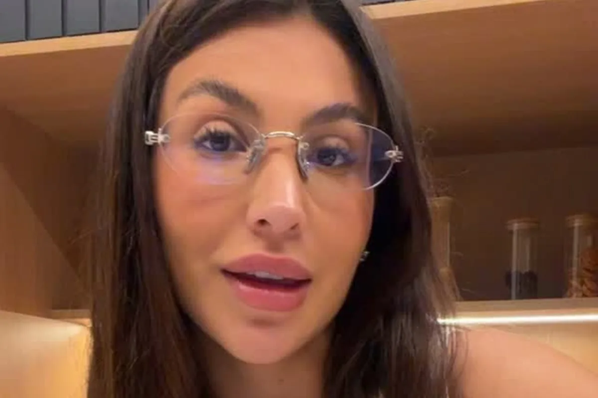 Jheny Santucci dá indícios de reconciliação com Arthur Aguiar e web reage