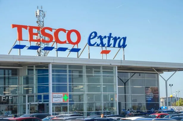 Furious Tesco customer calls 999 after spending £6 on non-alcoholic G&T