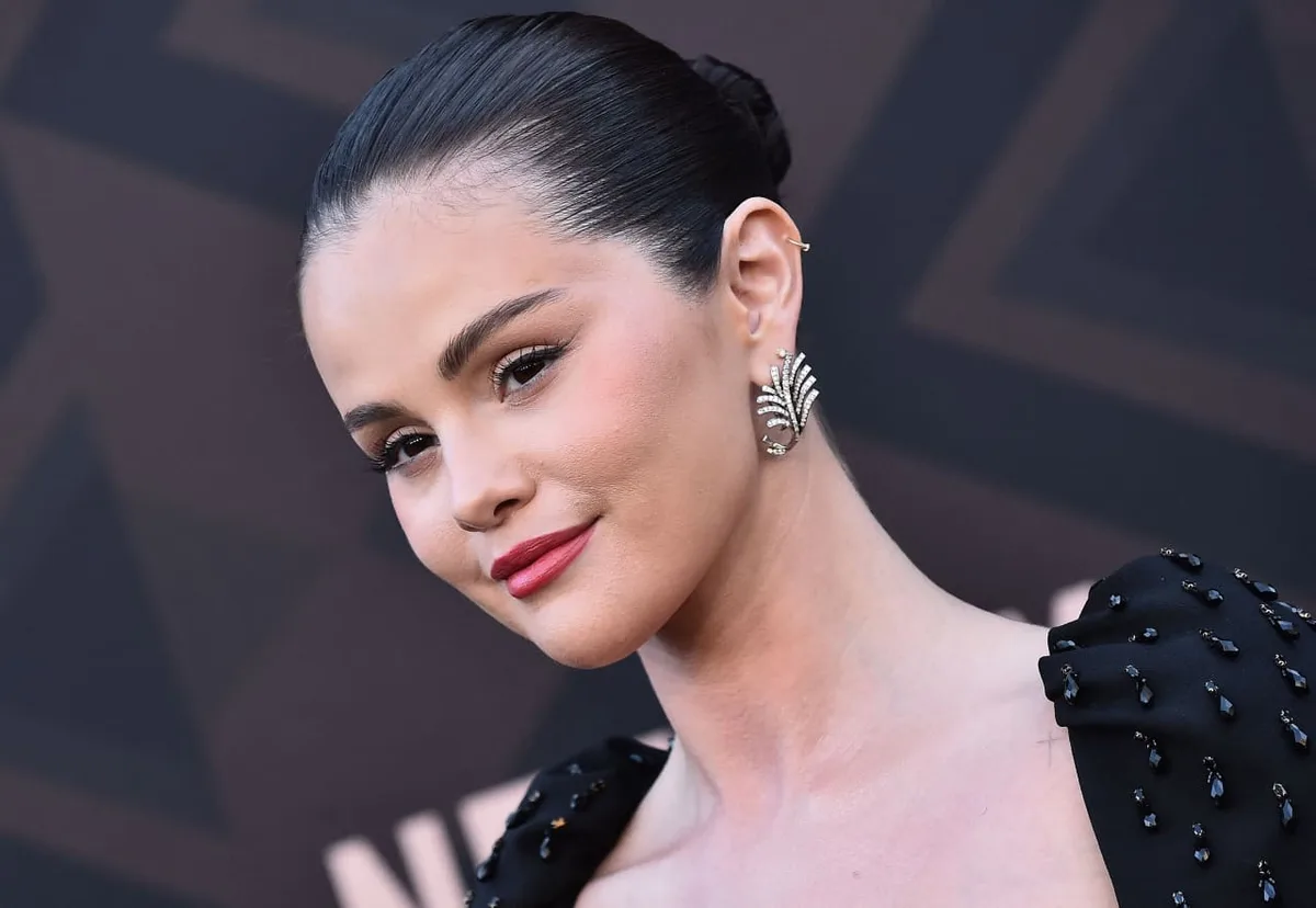 Selena Gomez sells her Encino mansion, once owned by Tom Petty, for $5.4 million