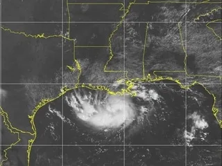 La tempête tropicale Edouard va frapper la Louisiane et le Texas, pluies torrentielles et onde de tempête en prévision