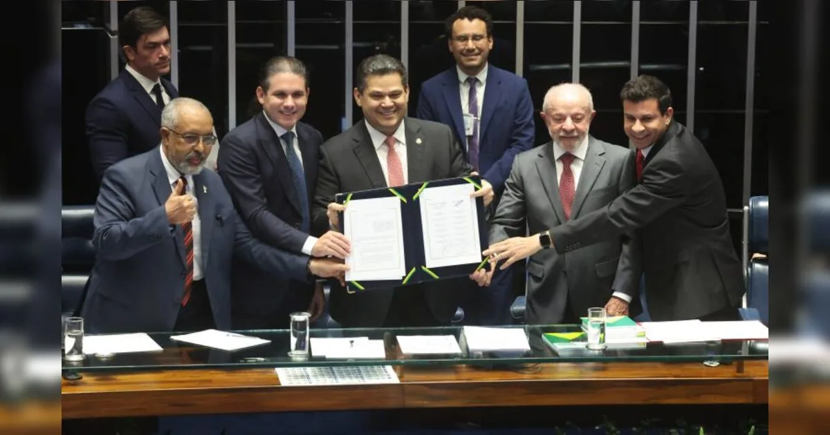 Congresso promulga fim da escala 6x1; veja quando muda