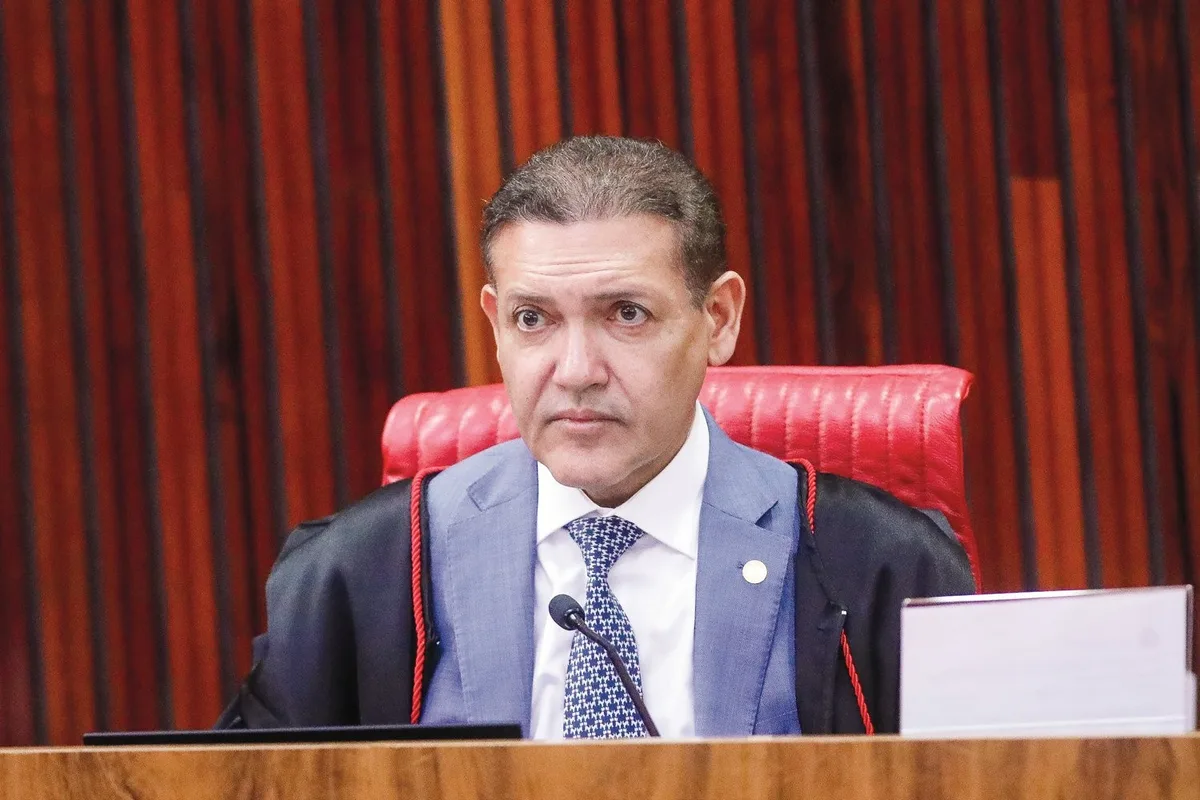 Dia 1 da campanha: partidos têm zero do Fundão; em 2022 já eram R$ 4,4 bilhões