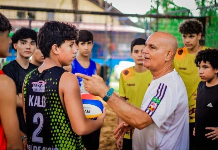 Sem pódio na Copa Nacional, técnico valoriza evolução da base do vôlei de praia do Acre