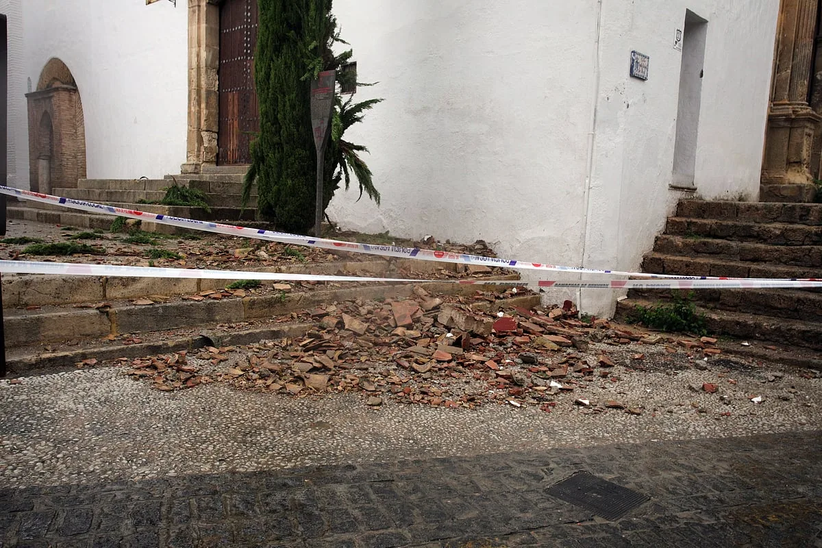 A terra continua a tremer em Granada. Registados seis sismos na última noite