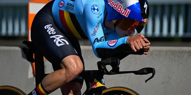 Remco Evenepoel de nouveau champion du monde de cyclisme en contre-la-montre, un exercice que le coureur belge n’a de cesse de perfectionner