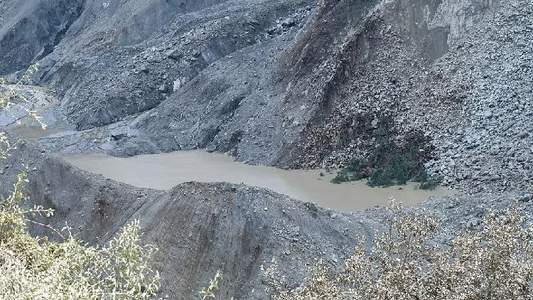 Is global warming to blame for the mudslide along China-Nepal border?