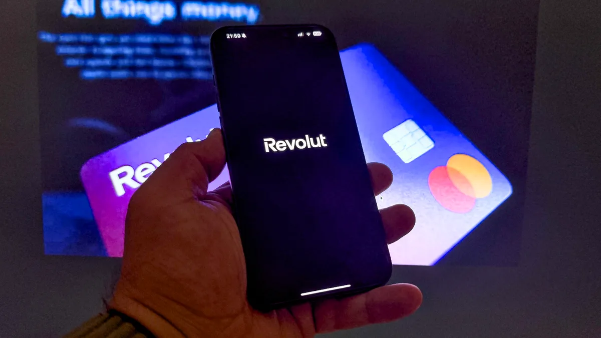 Revolut caiu numa burla e entregou dados de clientes