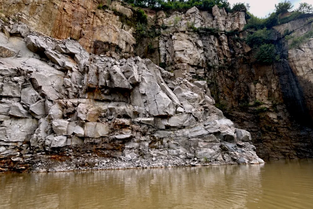 Locarno Title ‘Rapture’ Director Dominic Sangma Confronts Unregulated Stone Mining in Busan Asian Project Market Drama ‘Veil of Dust’
