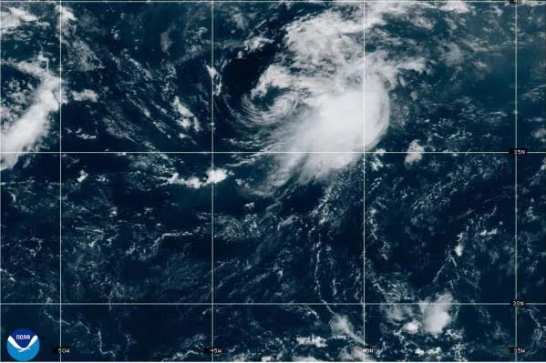 Se forma la tormenta tropical Dolly en el Atlántico central sin riesgo por ahora en tierra