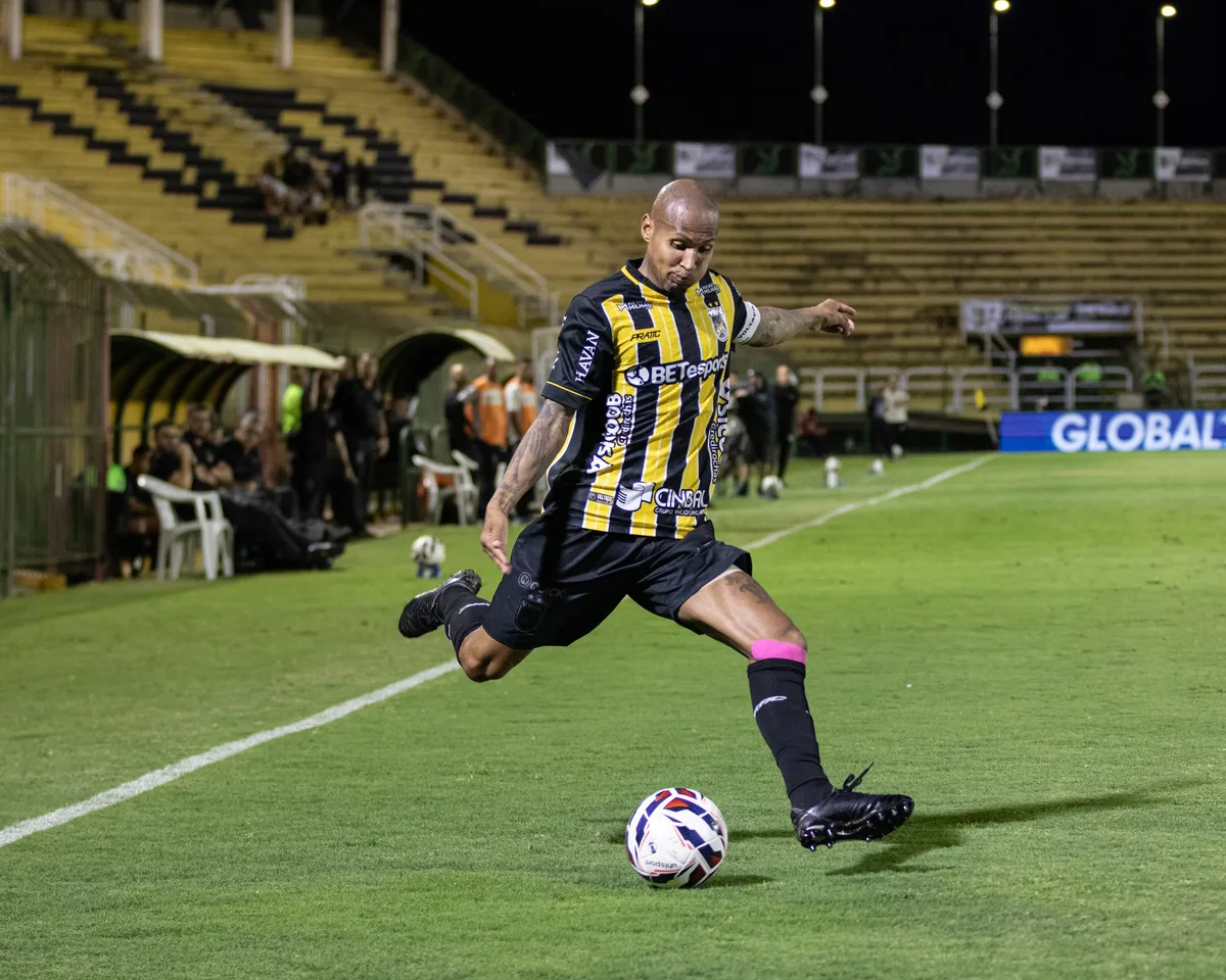 Volta Redonda negocia permanência de Wellington Silva até o fim do Carioca de 2027