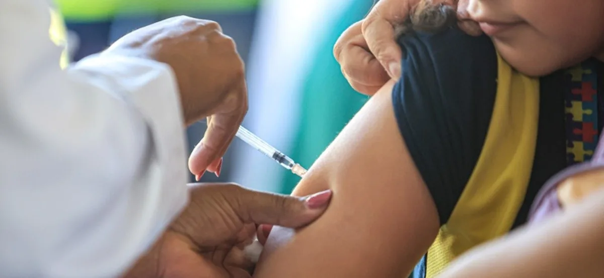 Dia D de vacinação contra 20 doenças ocorre neste sábado, 22, em Belém
