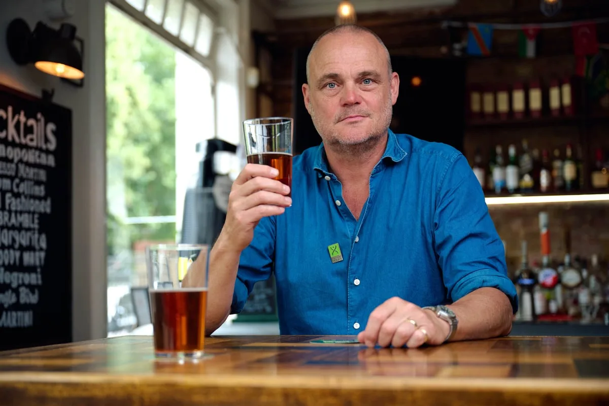 Al Murray backs stem cell register campaign following death of young nephew