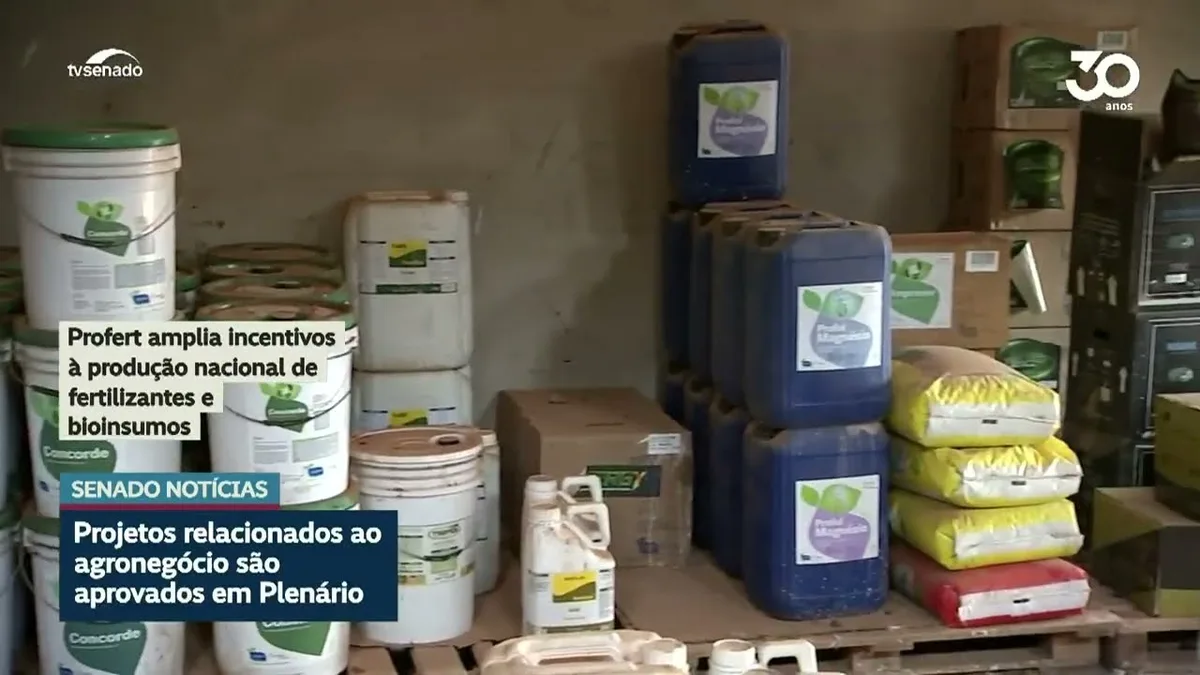 Vídeo: Senado aprova incentivos para fertilizantes e apoio à alimentação animal
