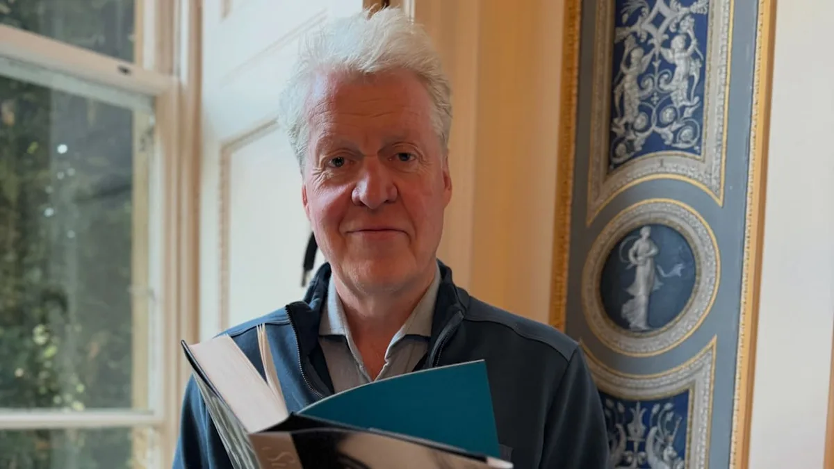 Zoff um Enthüllungsbuch - Dianas Bruder attackiert König Charles