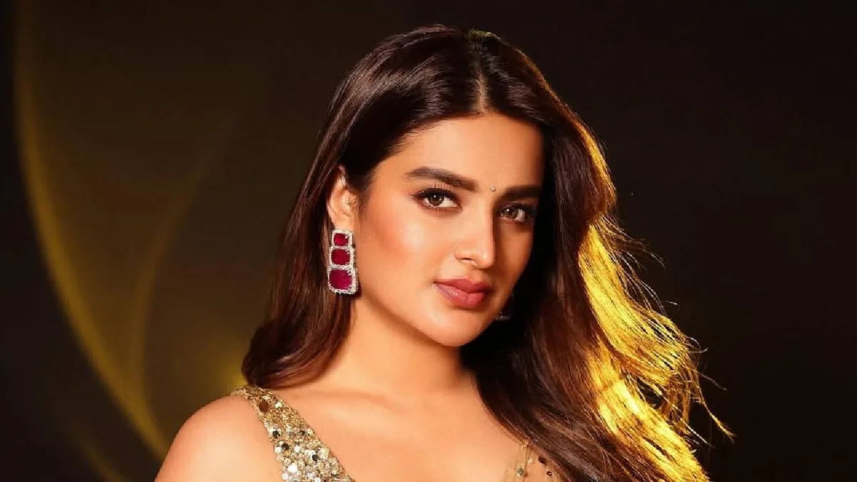 Nidhhi Agerwal questioned by ED in betting Apps case