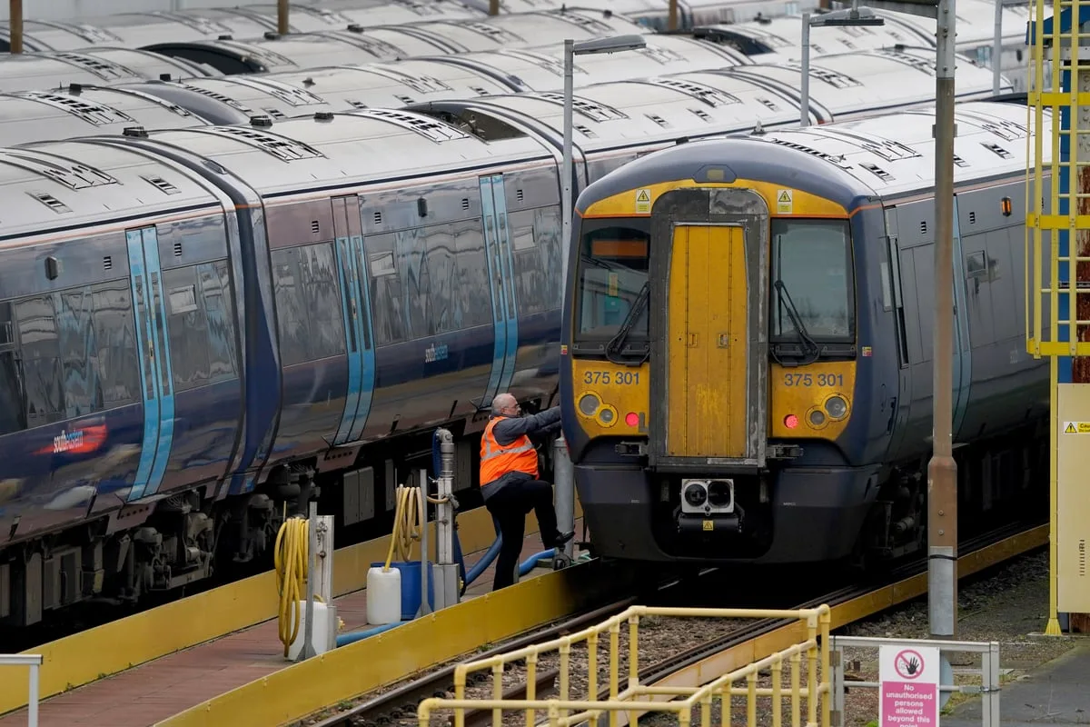Southeastern trains cancelled after suspected bedbugs found 'crawling between seats'
