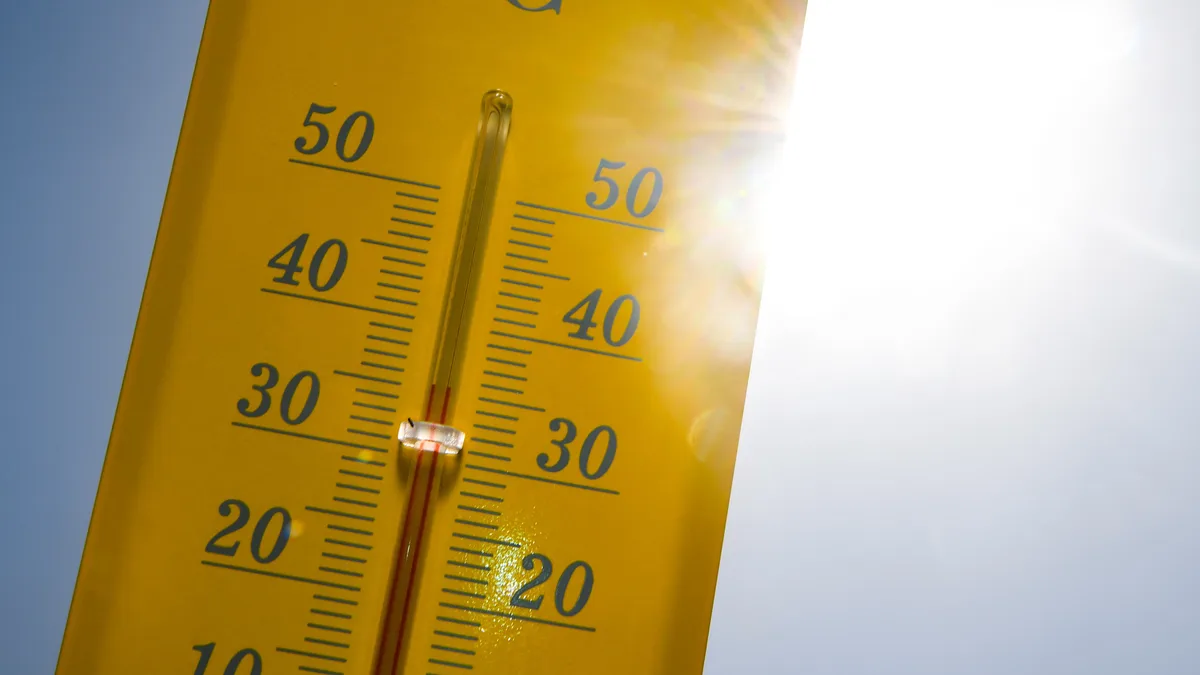 Canicule: Météo-France lève la vigilance orange dans 19 départements, 64 toujours concernés