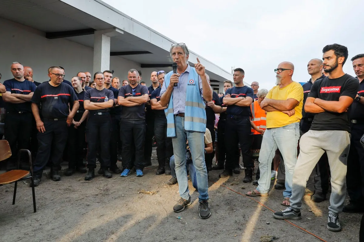Incendies : face à l’impatience du terrain, les pistes d’une réponse politique