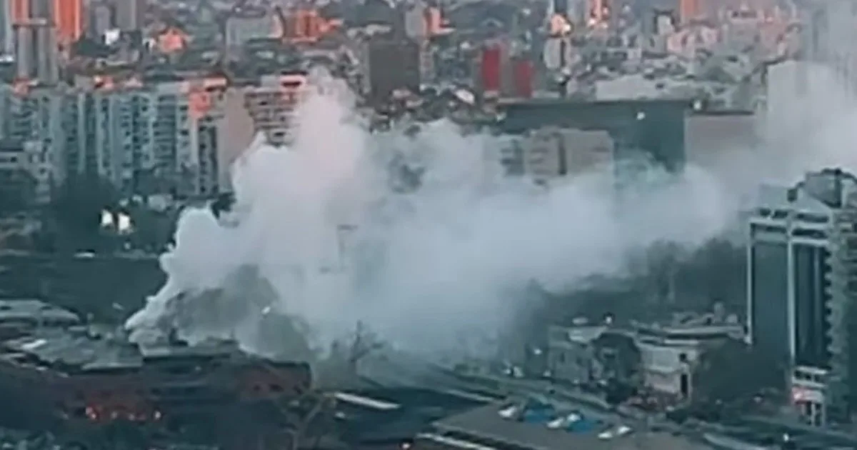Incendio en un popular restaurante de Puerto Madero: evacuaron el lugar y dos personas fueron atendidas por el SAME