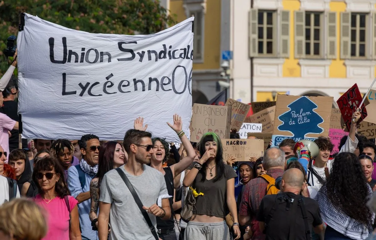 EN DIRECT Blocus des lycées : Echec des discussions avec Edouard Geffray, l’Union syndicale lycéenne veut parler à Matignon...