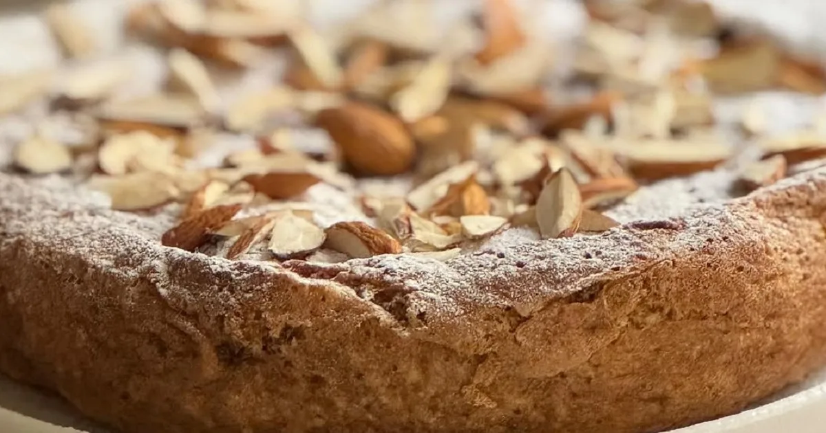 Cómo hacer una torta de naranja y almendras en poco tiempo