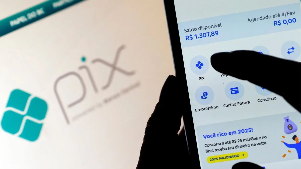 Brasileiros que têm conta-salário poderão usar o dinheiro mais rápido após nova regra do Pix anunciada pelo Banco Central