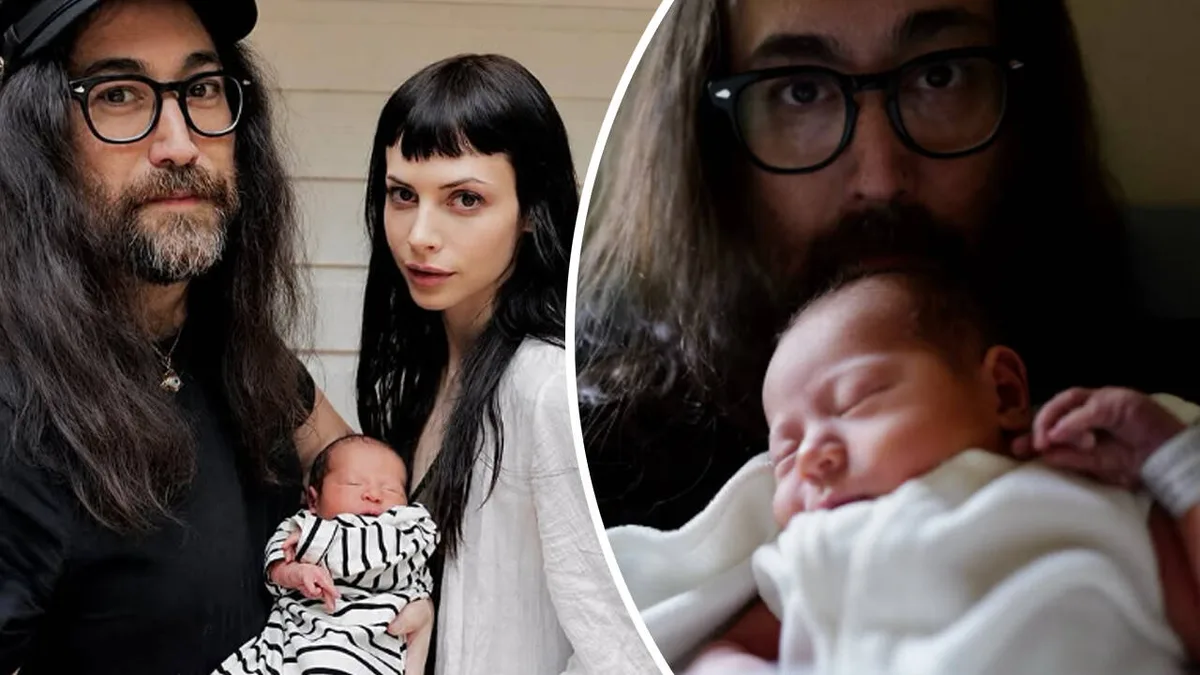Sean Lennon welcomes baby, John Lennon's first grandson