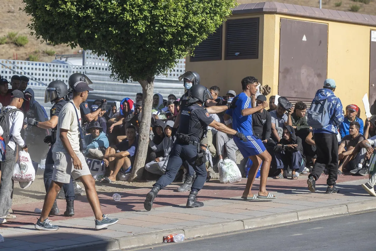 Novedades de la Ley de Asilo y la reforma de extranjería: triajes, retorno en 12 semanas o presunción de minoría de edad