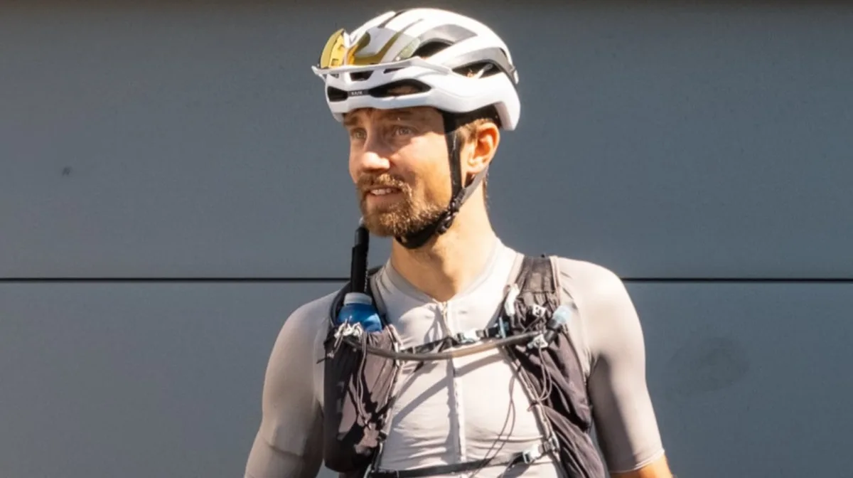 Dolor en el ciclismo: murió un famoso deportista de 36 años tras chocar contra un ciervo en Austria