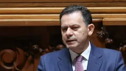 Luís Montenegro lembra o Sporting no Parlamento: «Para o ano é que vai ser»
