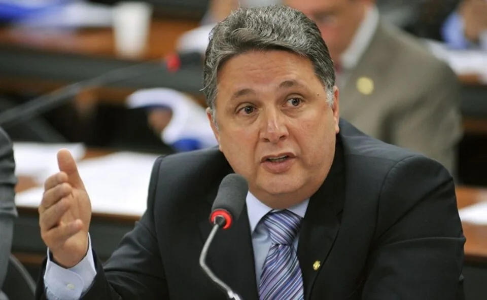 Anthony Garotinho é proibido de ir a debates, veicular propaganda ou usar fundo eleitoral; entenda decisão do TRE-RJ