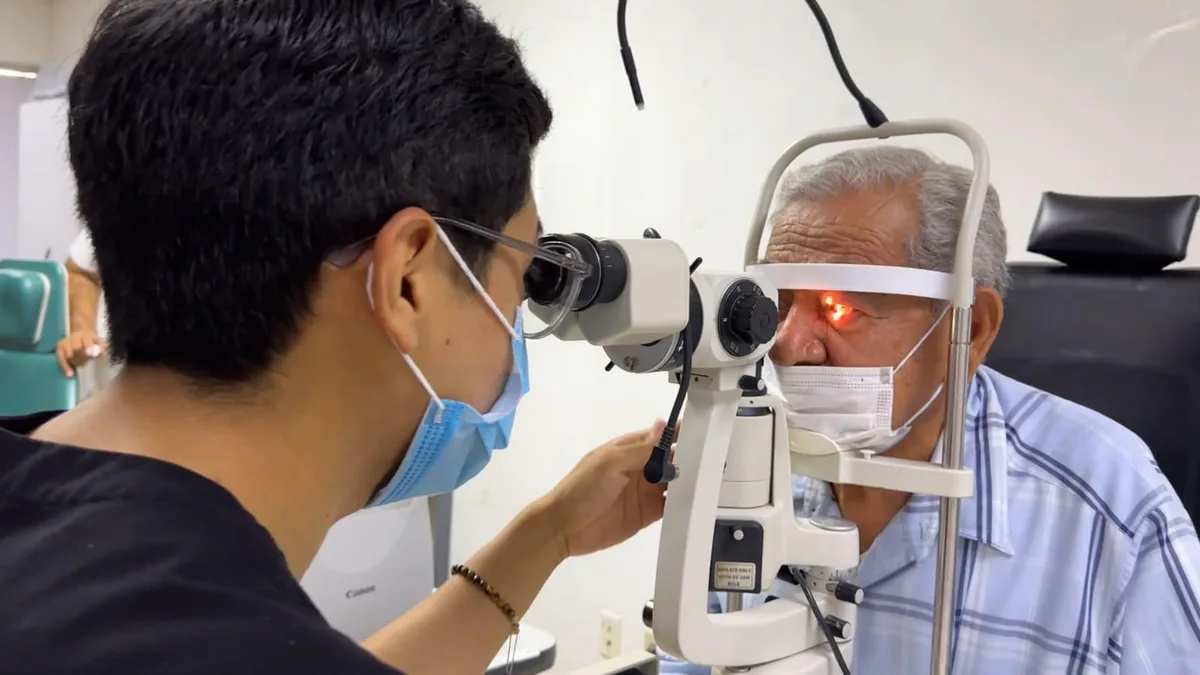 IMSS Coahuila alerta sobre riesgos para la salud visual por diabetes y uso de pantallas