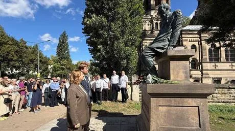 Russian literary monument returns to Dresden