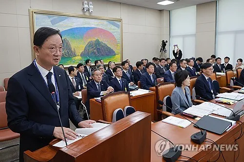 이찬진 "솔리다임 중복상장에 해당…금융위·금감원 의견 같아"(종합)