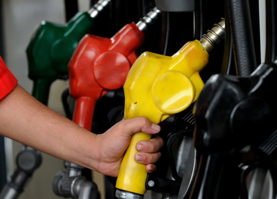 Gasolina sobe cinco cêntimos a partir da próxima semana